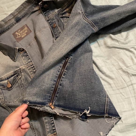 Jean jacket - Picture 3 of 4